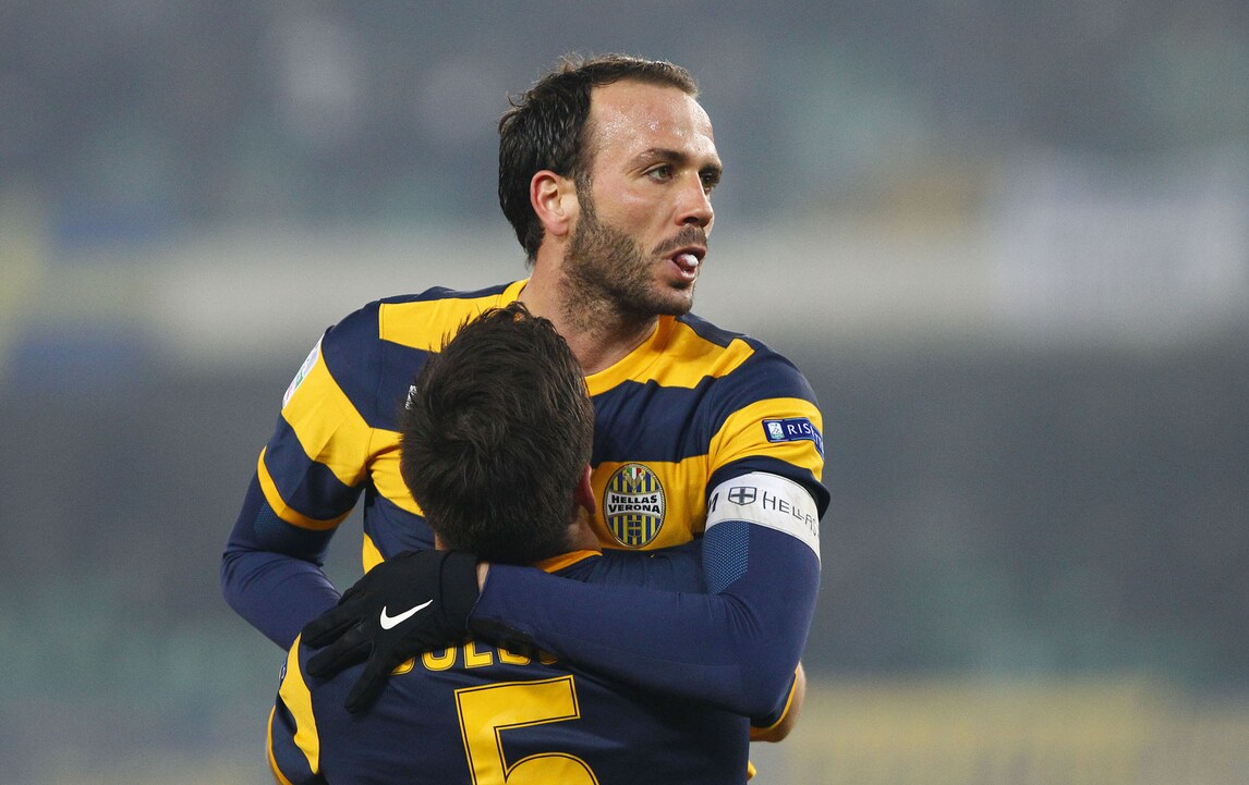Serie B, Novara-Verona 2-2: magia Pazzini in extremis
