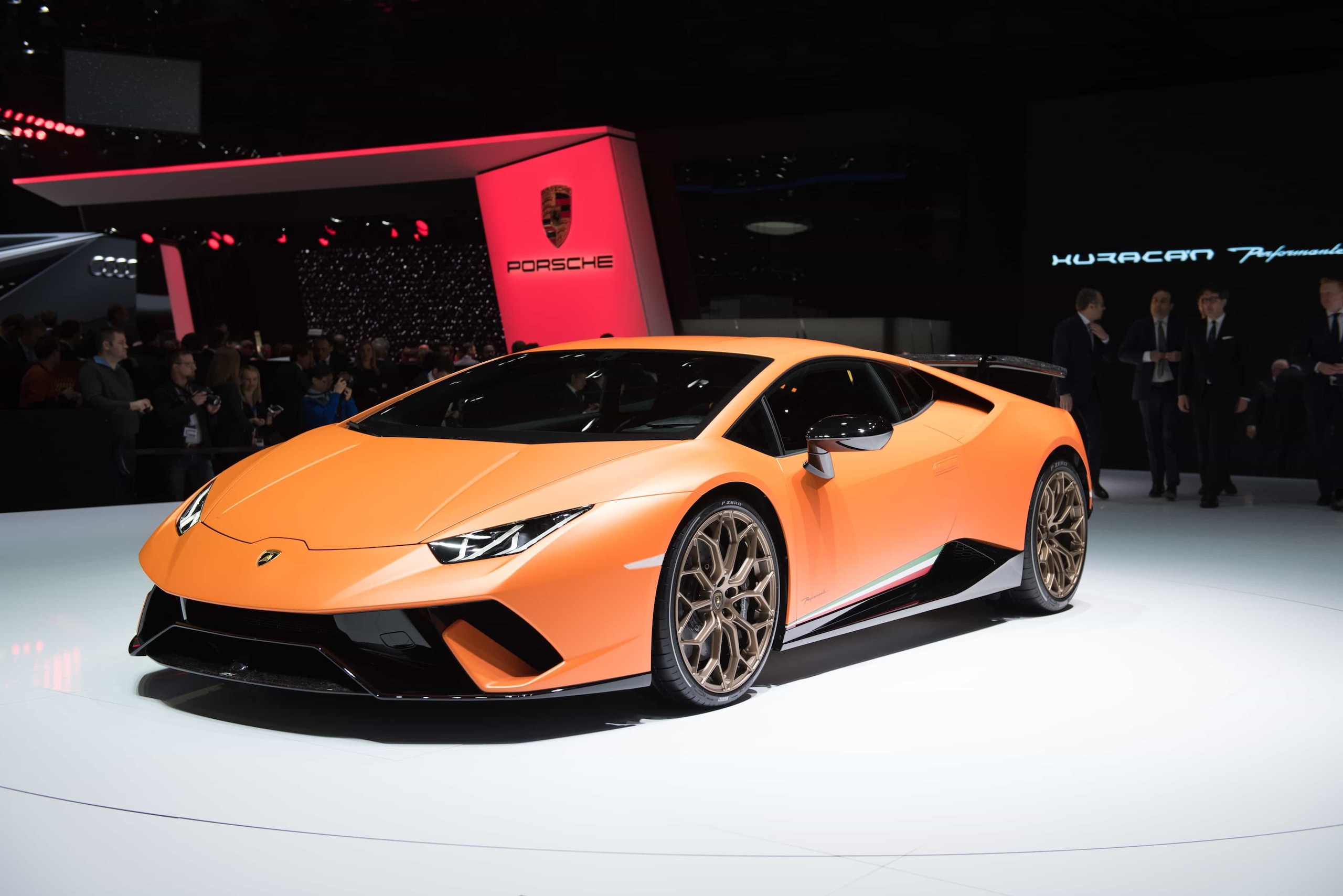 Huracàn Performante: un uragano al Salone di Ginevra