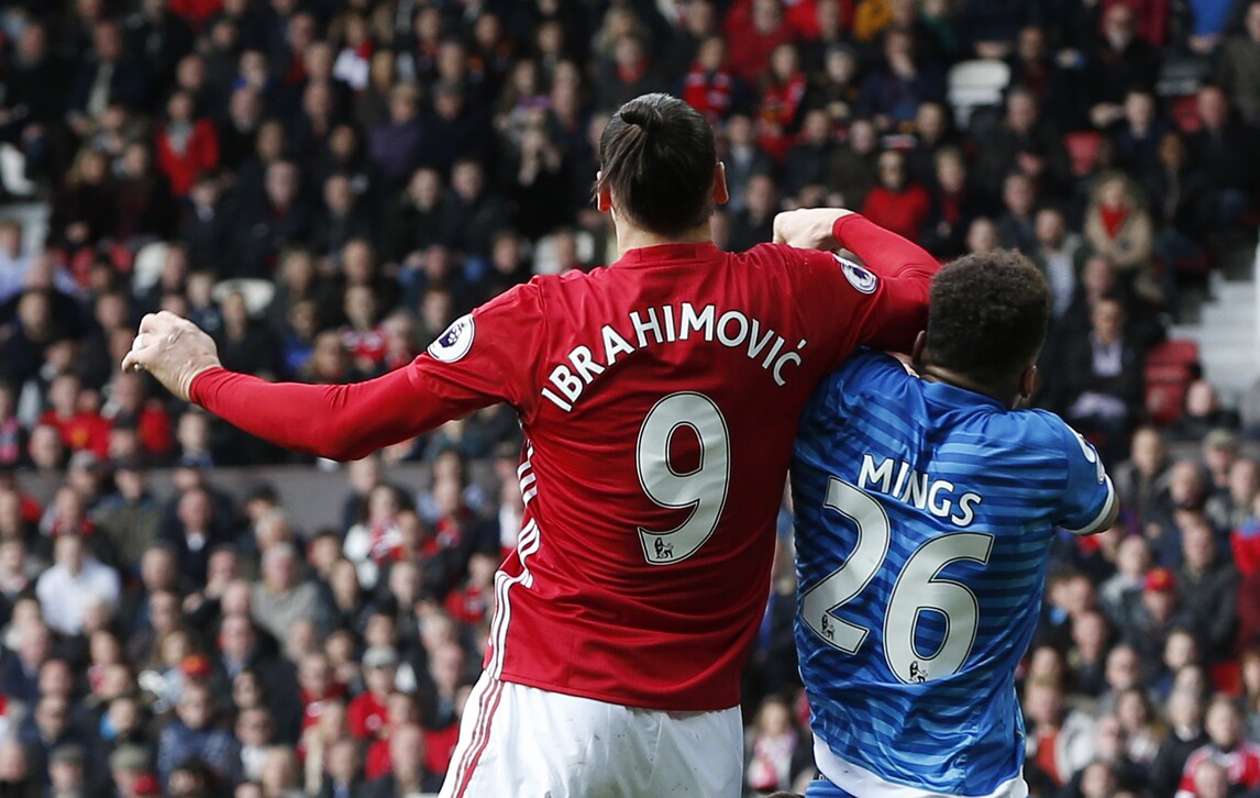 Premier League, tre turni a Ibrahimovic con prova tv: niente Chelsea