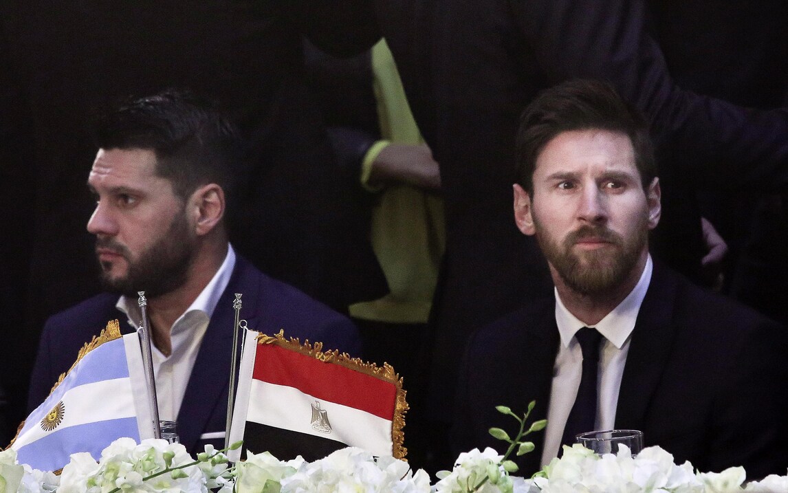 L'egittologo punge Messi: «Un idiota». Poi le scuse