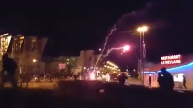 Lione, scontri in città con i tifosi della Roma