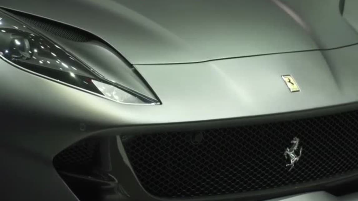 Ferrari, la 812 Superfast vista da vicino