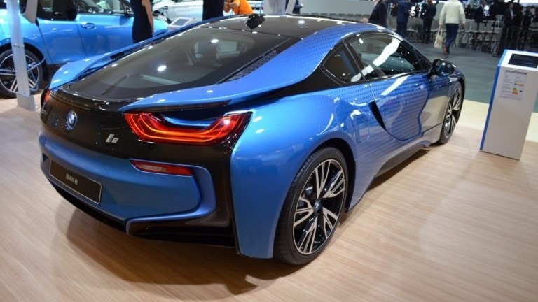 BMW i8 CrossFade Garage Italia Customs: foto