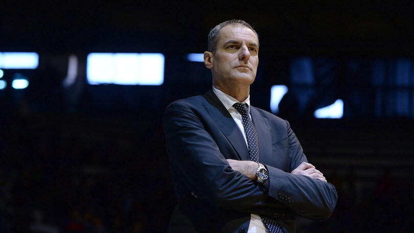Caserta rinnova la fiducia a coach Dell'Agnello