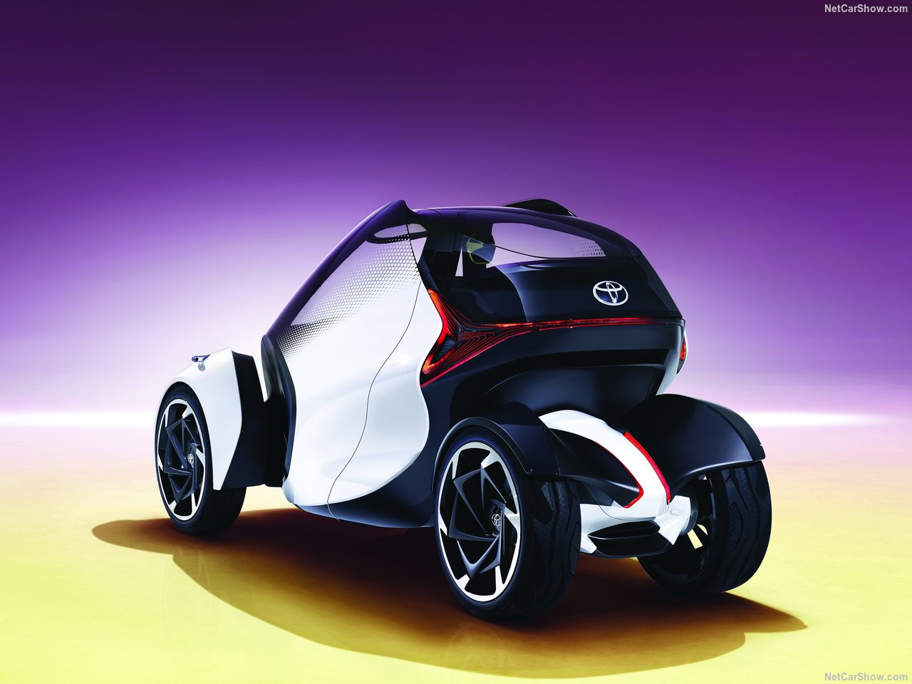 Toyota i-Tril concept, quattro ruote "messe in piega"