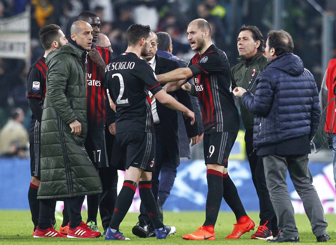 Milan, una giornata a Bacca. «Galliani ha offeso gli juventini»