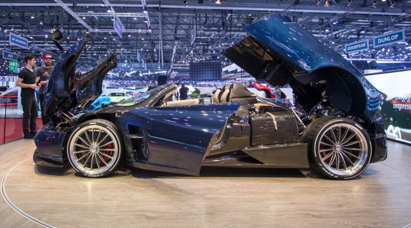 Pagani Huayra Roadster, bella scoperta da 2,8 milioni