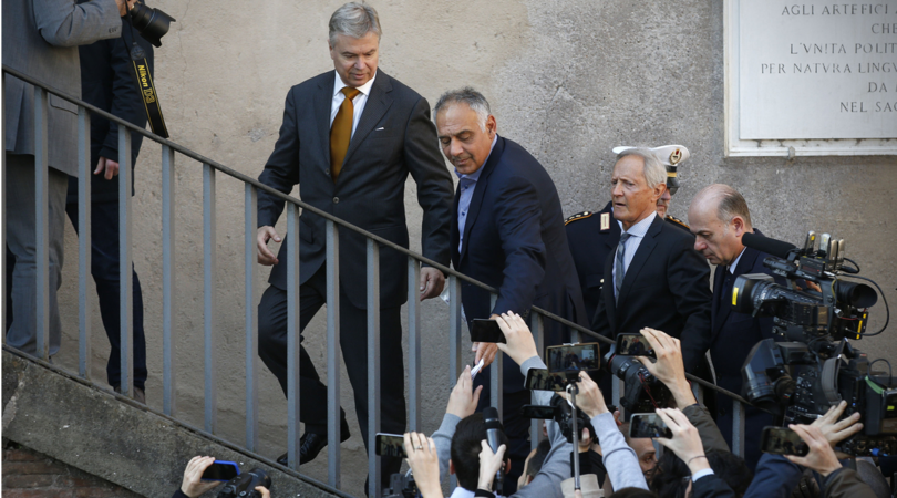 Pallotta ha la febbre: in Campidoglio con la medicina