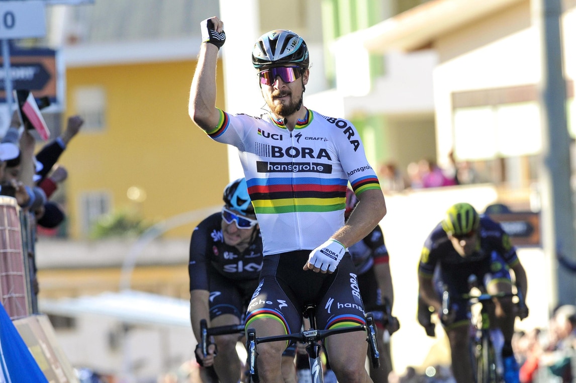 Milano-Sanremo, partita la 108esima edizione, Sagan: «Mai avere aspettative»