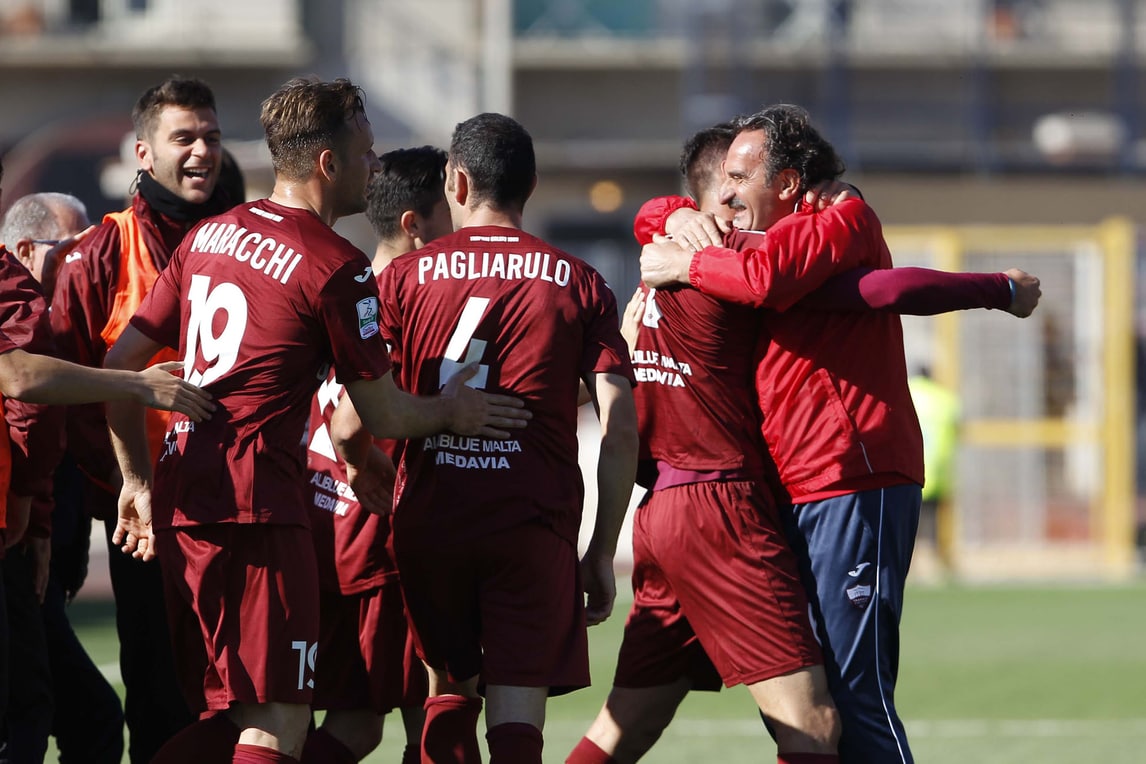 Serie B, Trapani-Bari 4-0: doppietta di Jallow nel poker salvezza