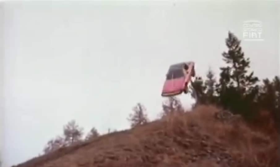 Lo stunt-man leggendario che "volava" solo con le Fiat