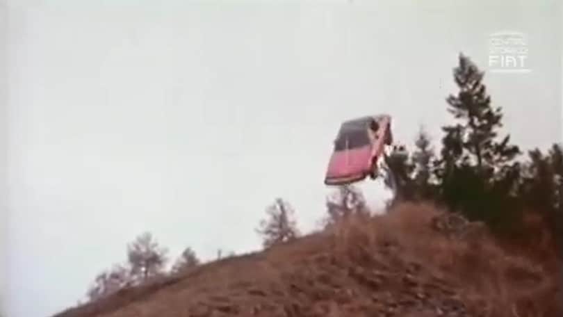 Lo stunt-man leggendario che "volava" solo con le Fiat