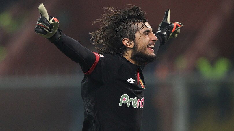 Serie A, il Genoa riabbraccia Perin: anche Preziosi al campo