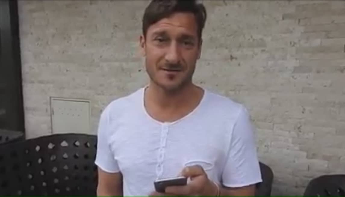 Totti: «Io della Lazio e nuovo 007? Ragazzi, basta bufale!»