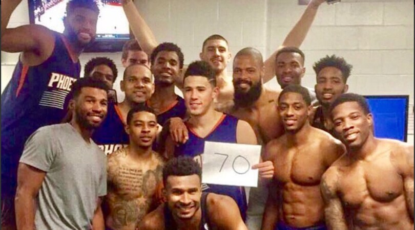 Booker entra nella storia, 20 anni e 70 punti!