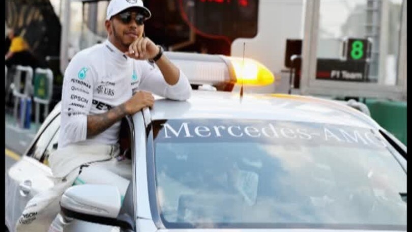 F1, Australia: pole a Hamilton, ma la Ferrari c'è