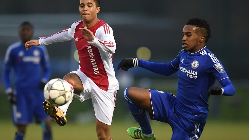 Kluivert junior, quando l’Ajax è una tradizione di famiglia