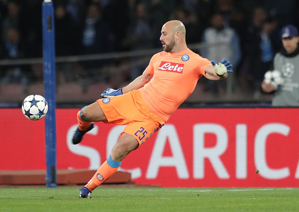 Infortunio Reina, medico Napoli: «Titolare con la Juventus»