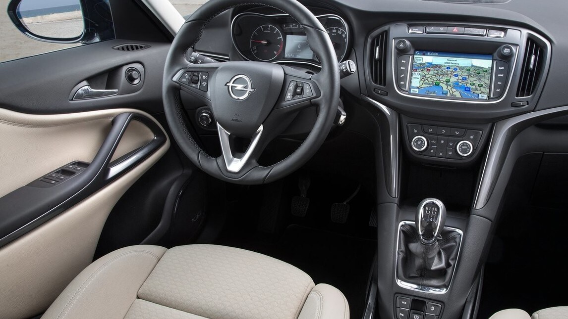 Opel Zafira: foto e prezzi