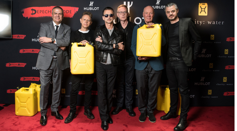 Hublot in tour con i Depeche Mode a favore di charity: water