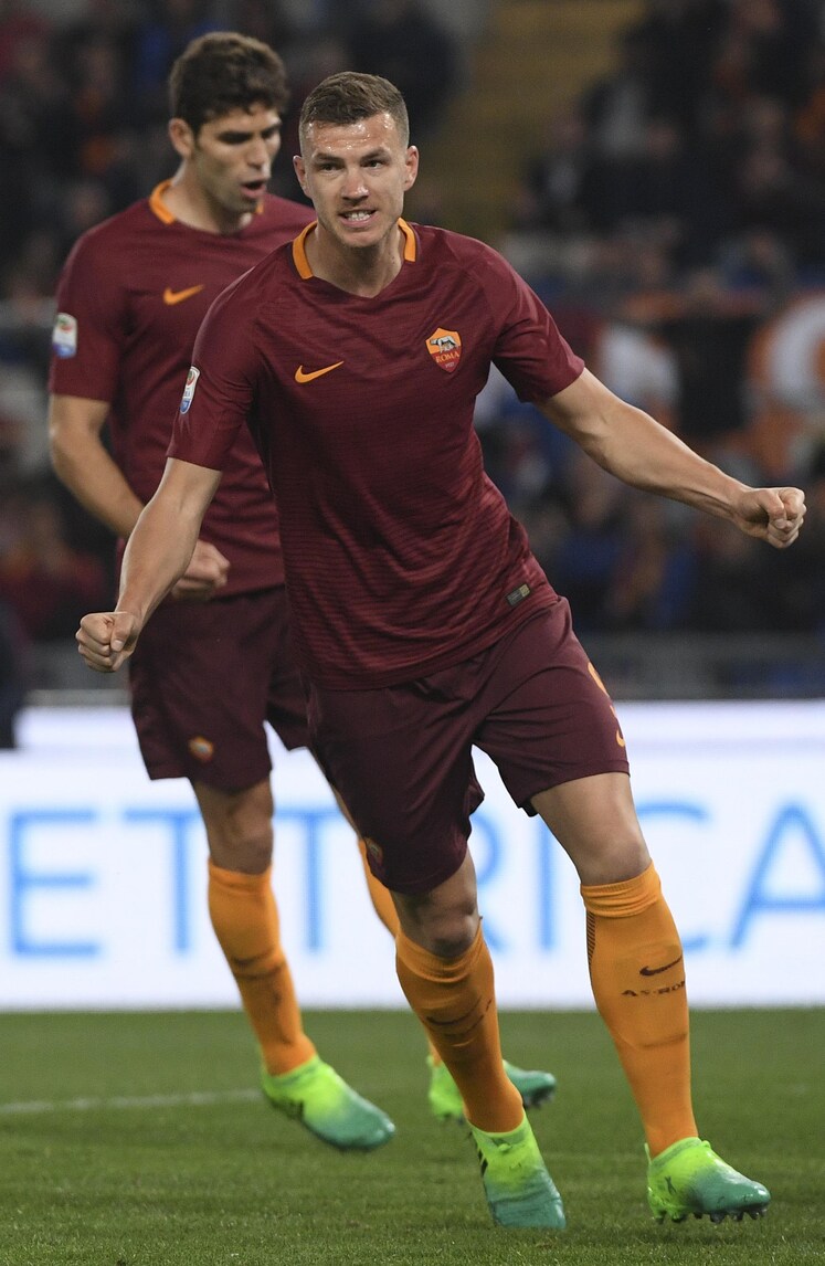 Roma, Dzeko: «Spalletti? Forse va via anche se vinciamo»