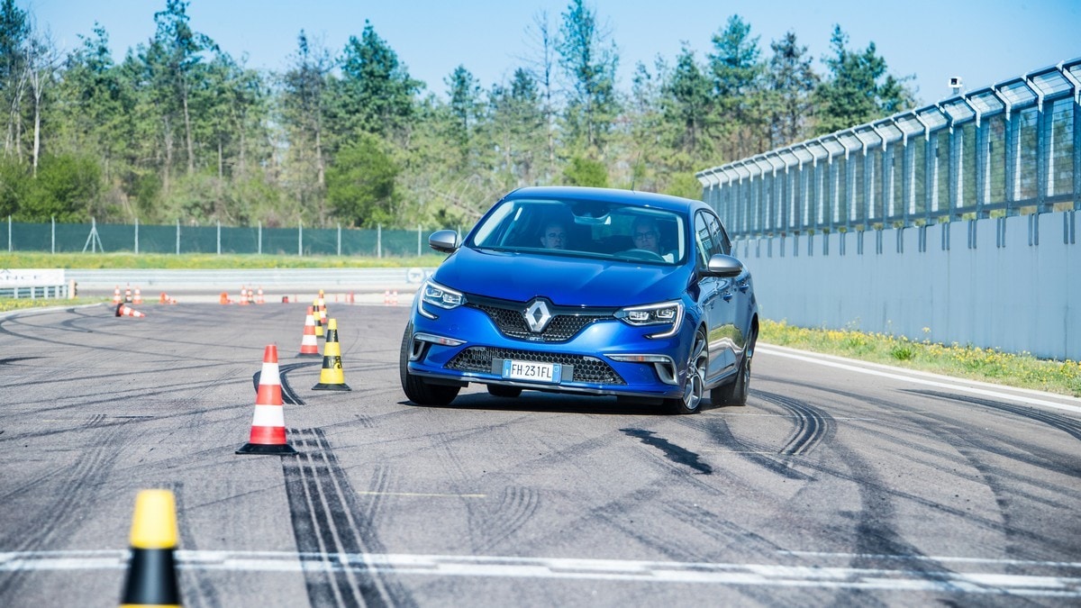Renault Megane GT in pista