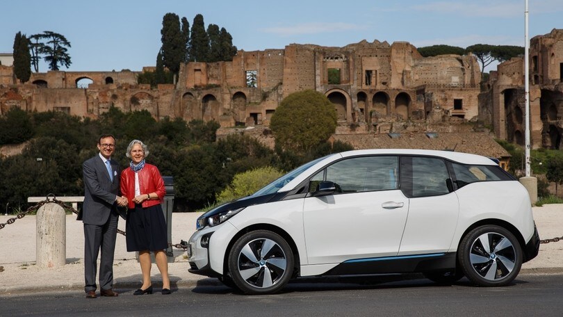 Una BMW i3 per l'Ambasciatore tedesco a Roma