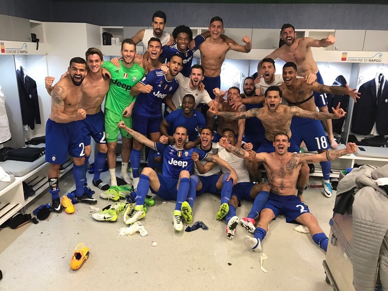 Coppa Italia, finale Juve-Lazio. Il Napoli vince ma non basta