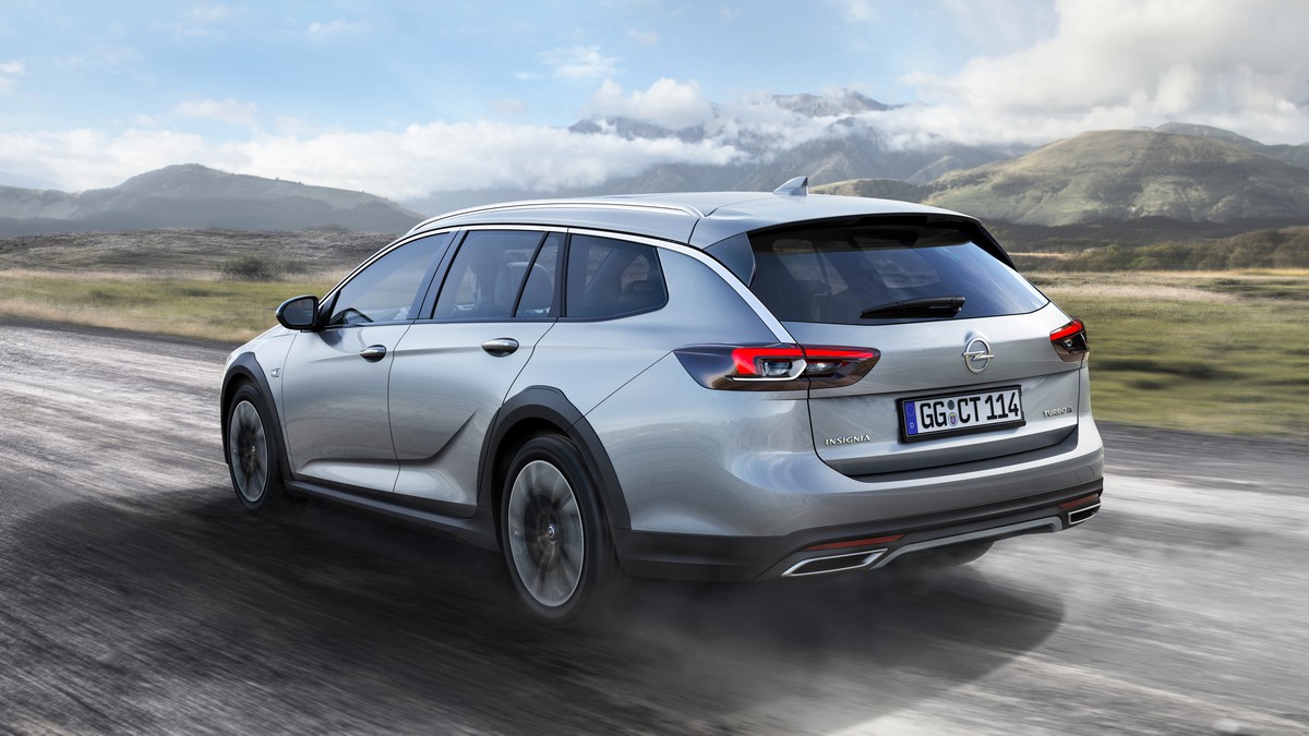 Opel Insignia Country Tourer, la wagon per l'avventura
