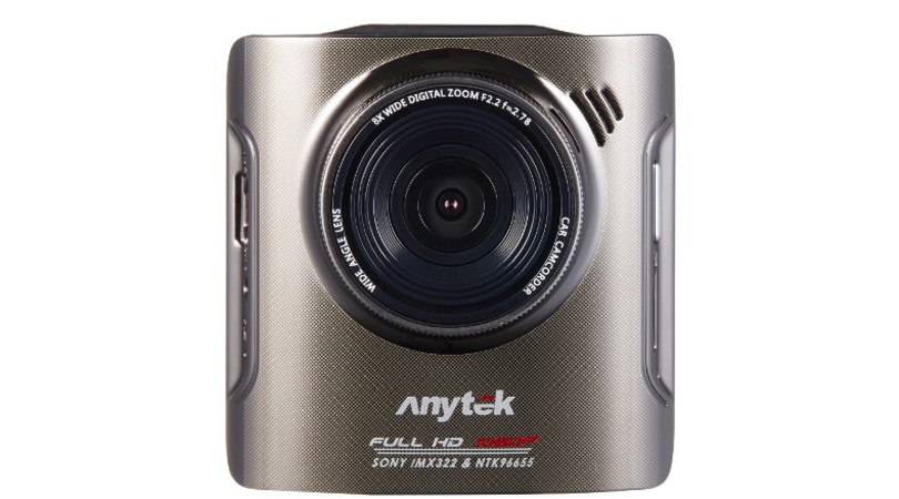 Dash cam in auto, utile e divertente.