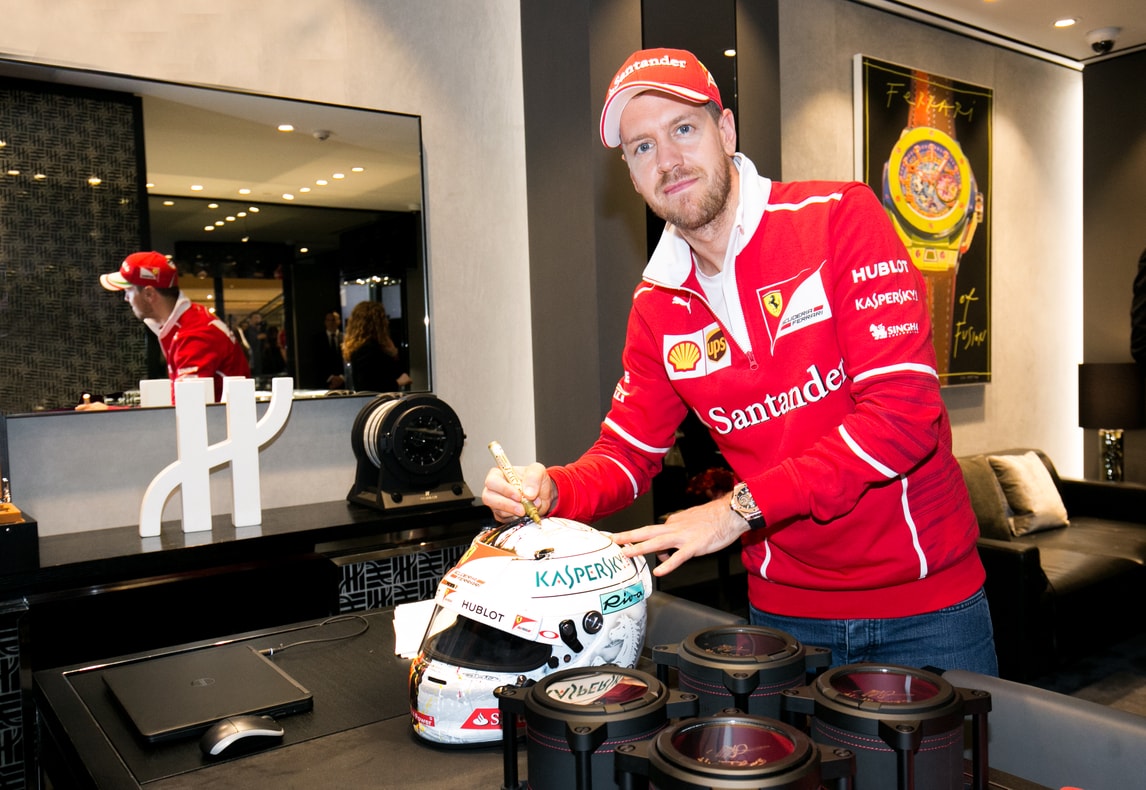 Sebastian Vettel alla riapertura della boutique Hublot a Shangai