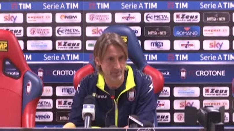 Nicola parla e...si spegne la luce