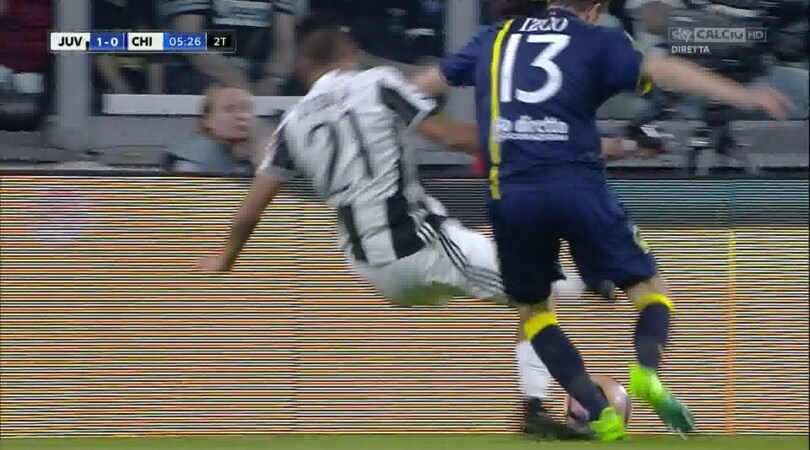 Moviola Juventus-Chievo, qualche sbavatura per Fabbri