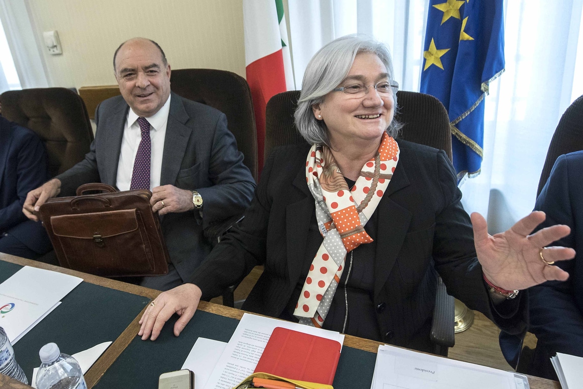 La Pm all'Antimafia: «Boss a bordocampo? Napoli non coinvolto»