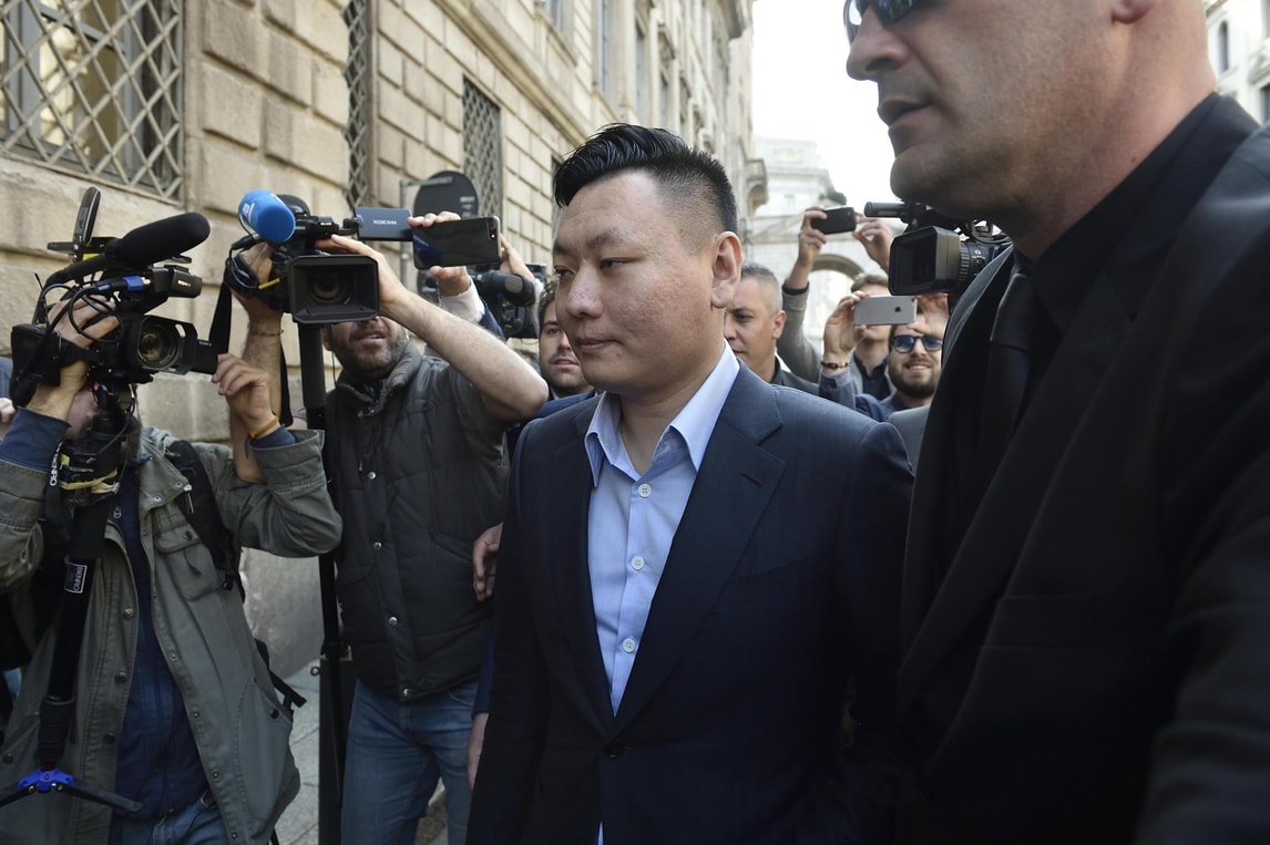 Closing, ci siamo: da Galliani a Han Li tutti pronti per la firma