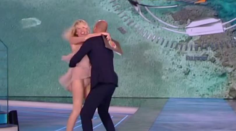 Isola dei Famosi, incidente hot per Alessia Marcuzzi