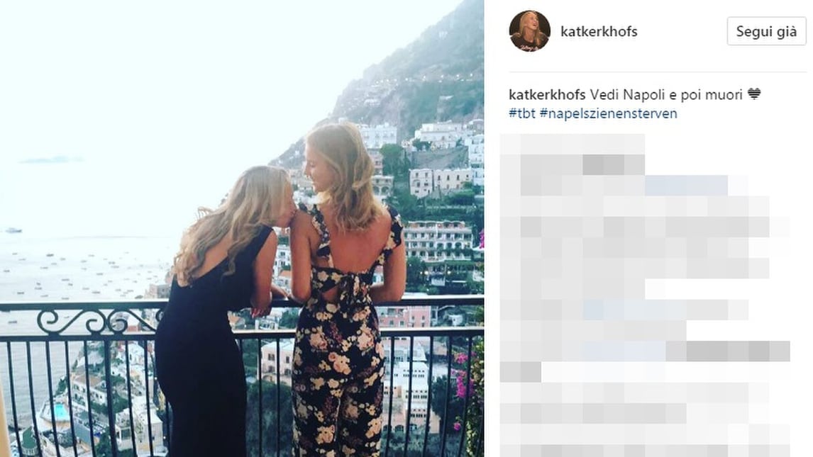 «Vedi Napoli e poi muori». Il post di lady Mertens scatena i tifosi