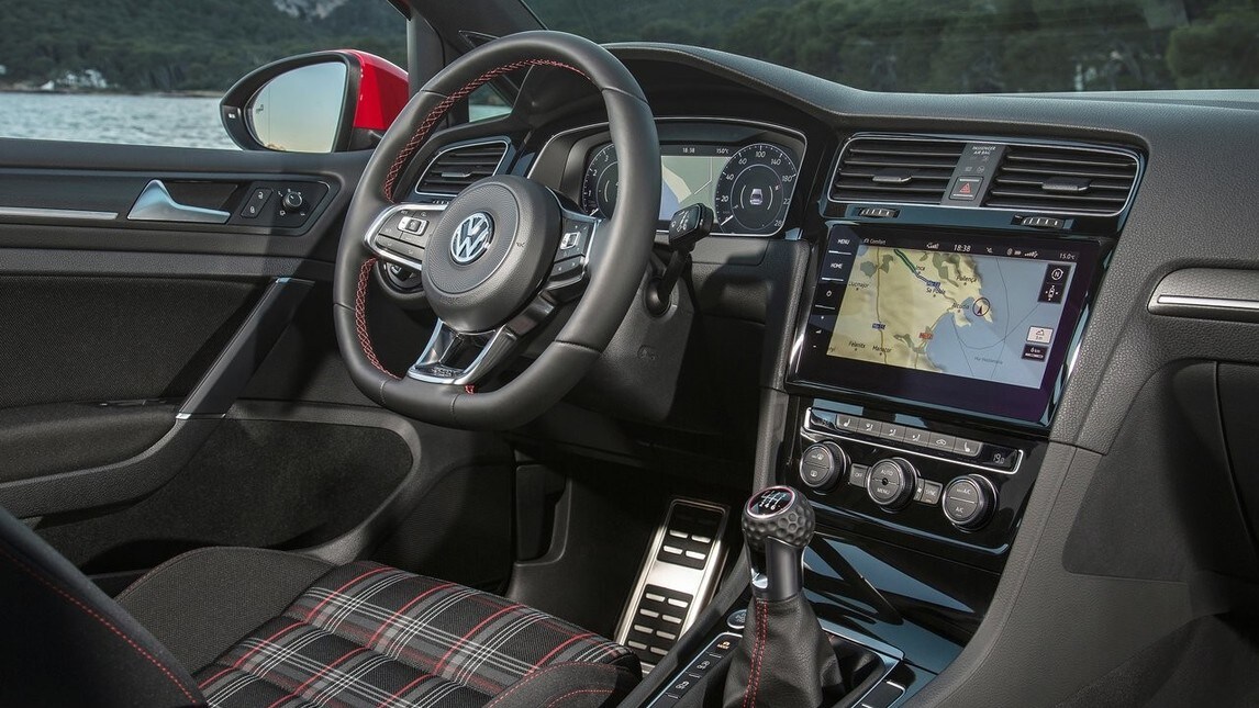 Volkswagen Golf GTI Performance: foto
