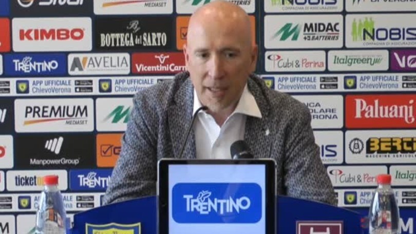 Maran: "Abbiamo molte defezioni"