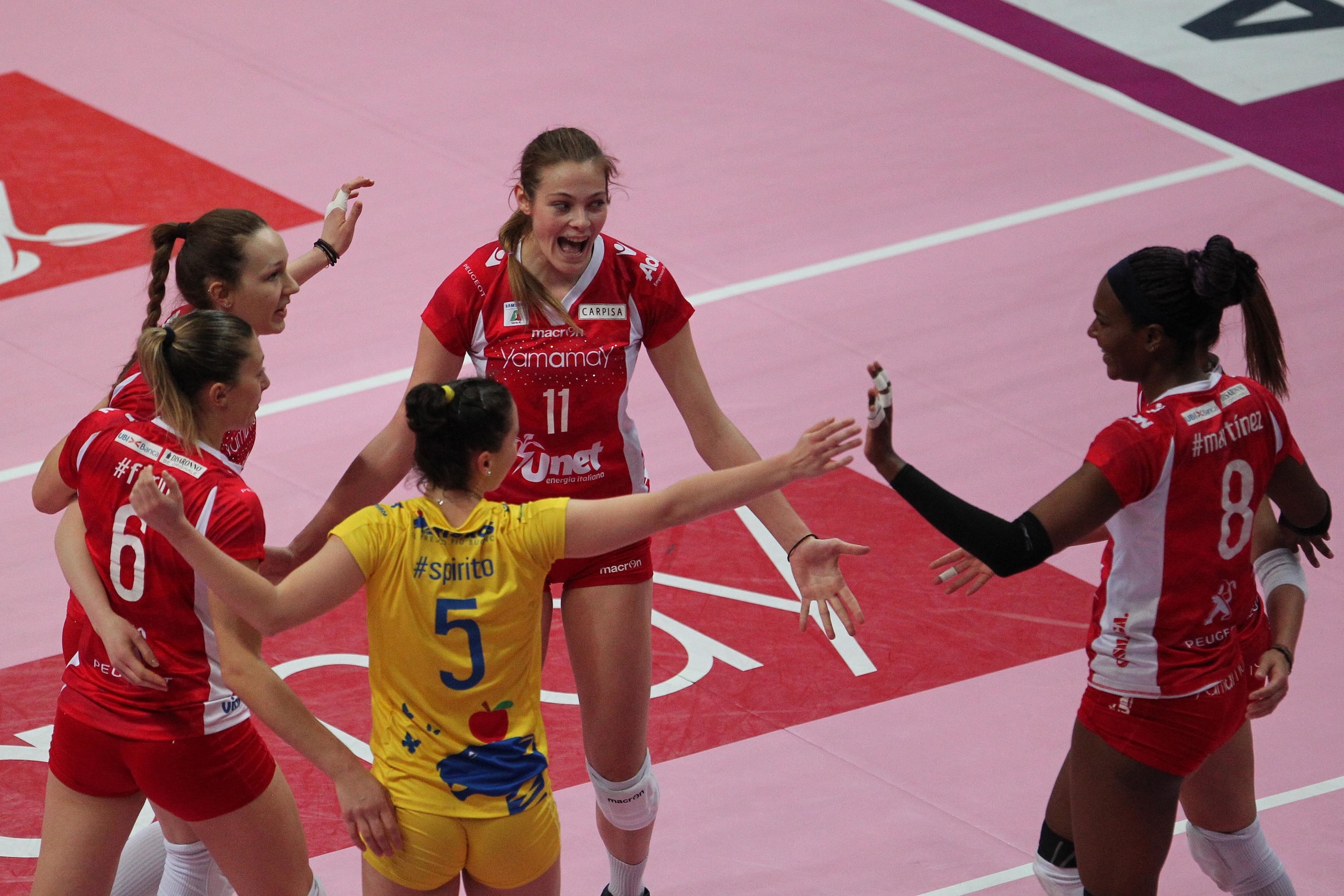 Volley: Cev Femminile, la UYBA cerca l'impresa contro la Dinamo
