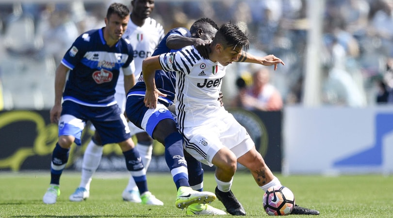 Dybala ko, Juventus in ansia. E sui social è rabbia contro Muntari