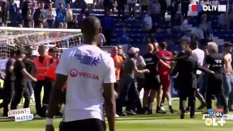 Bastia shock: ultrà aggrediscono i giocatori del Lione