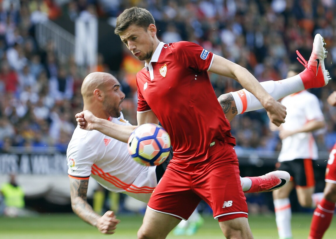 Roma, dalla Spagna: «Lenglet incedibile per il Siviglia»