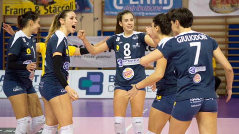 Volley: A2 Femminile, Soverato e Battistelli vincono Gara 1 dei Quarti