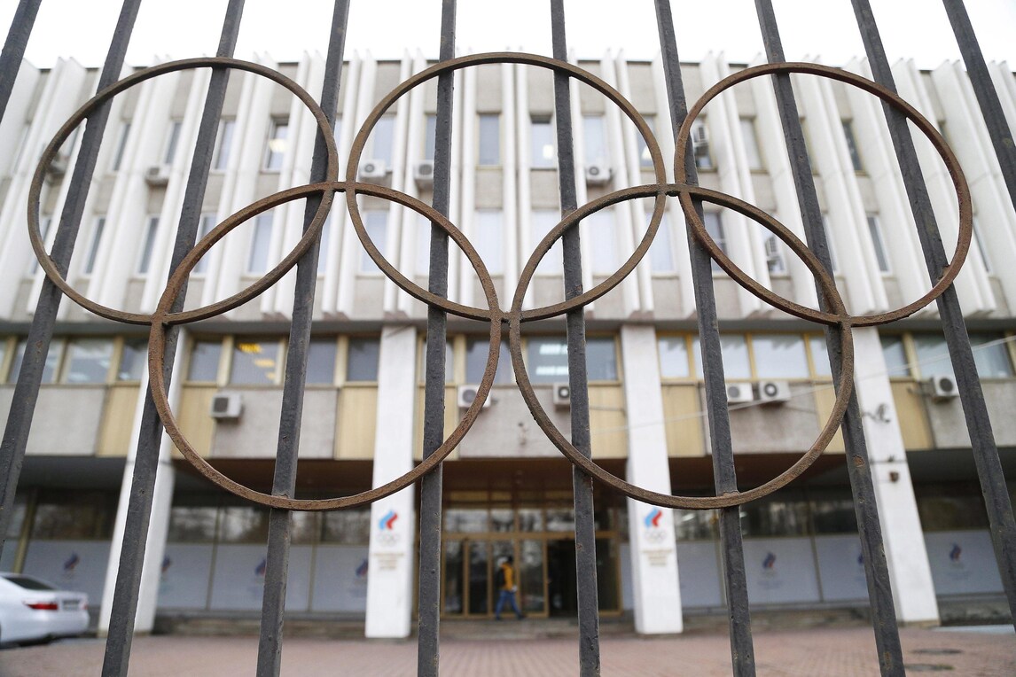 Doping Russia: cinque atleti squalificati per due anni
