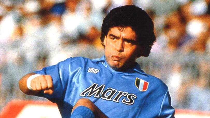 Il Napoli dei tifosi: plebiscito per Maradona