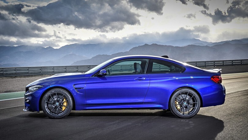BMW M4 CS