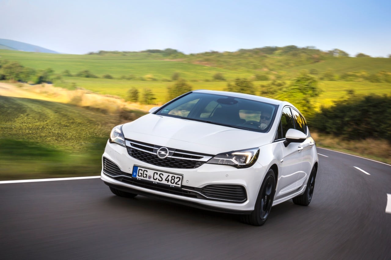 Opel Astra OPC Line, la video prova su strada