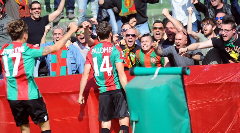 Serie B: Ternana-Frosinone 2-0, le immagini dello show di Palombi