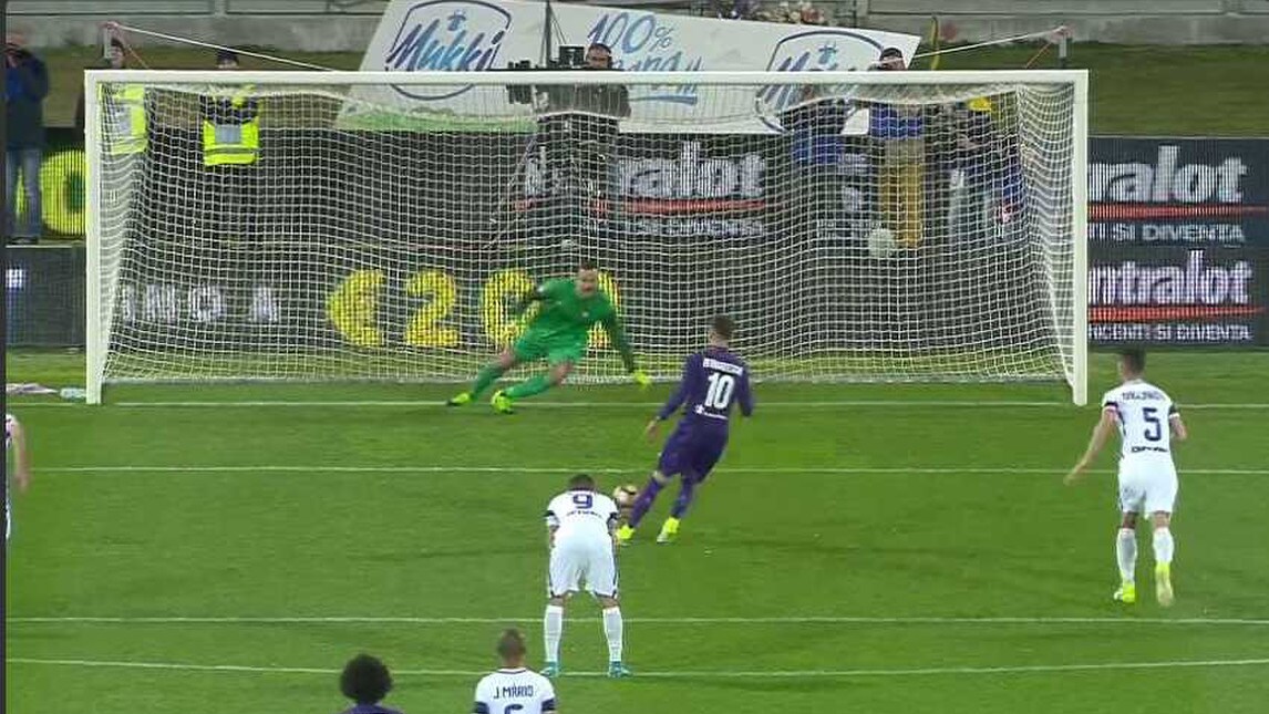 Fiorentina-Inter: il cucchiaio di Bernardeschi è un vero flop